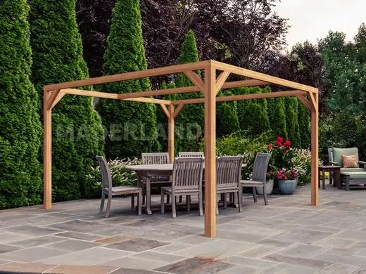 Pérgola de madera laminada con postes de gran diámetro