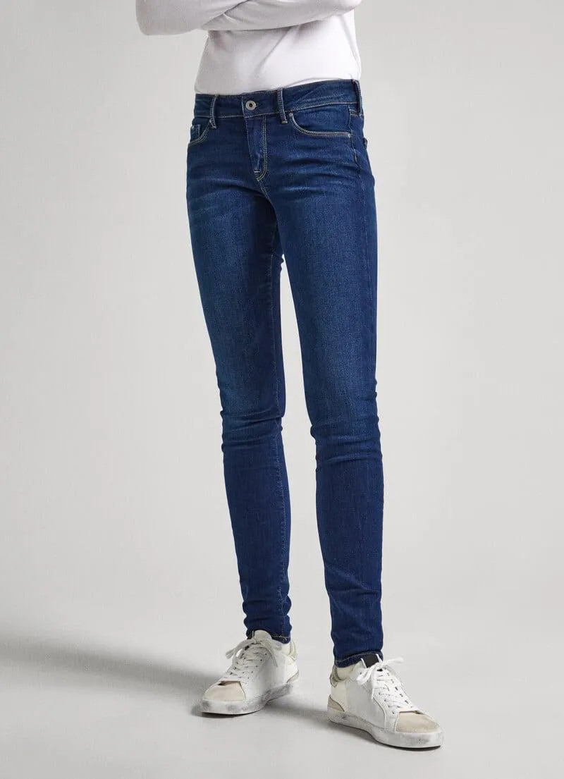 JEANS FIT SKINNY Y TIRO MEDIO - SOHO
