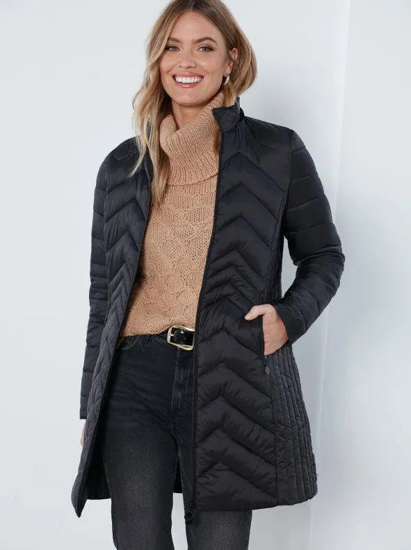 Abrigo acolchado largo entallado