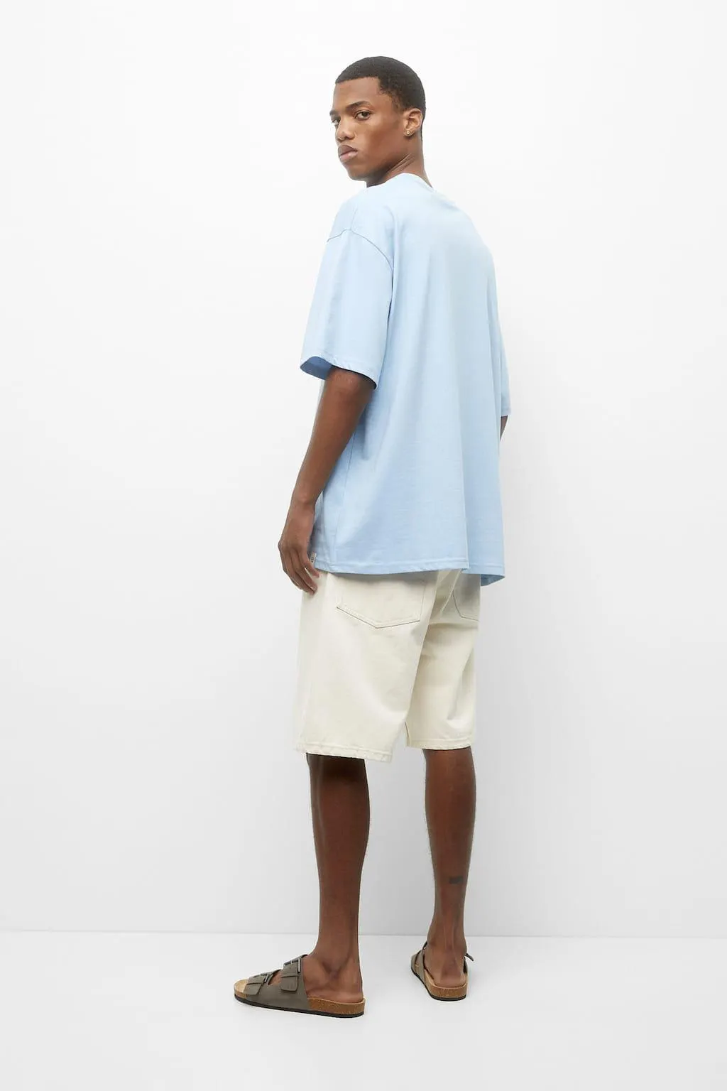 CAMISETA MANGA CORTA BORDADO