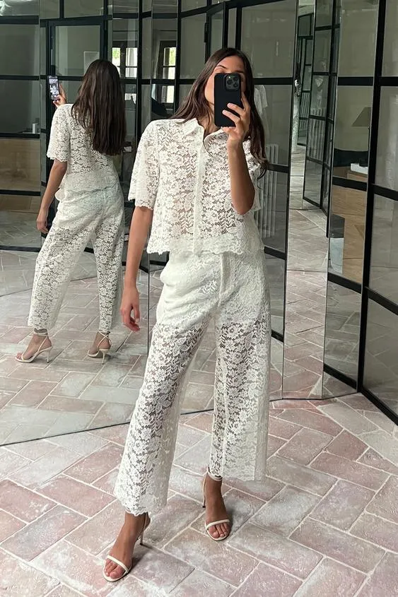 LACE CROPPED SHIRT