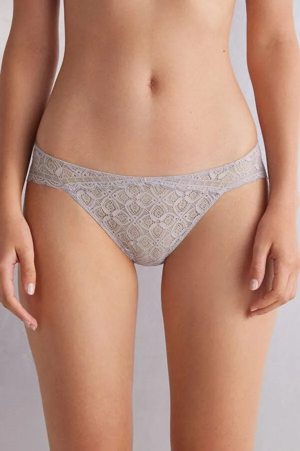 Low-Rise Lace Briefs