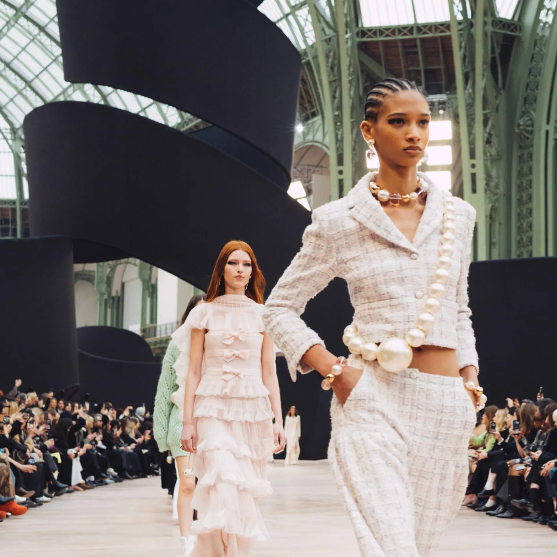 Catálogo de Folleto Chanel 11 de marzo al 10 de mayo 2025 - Página 3