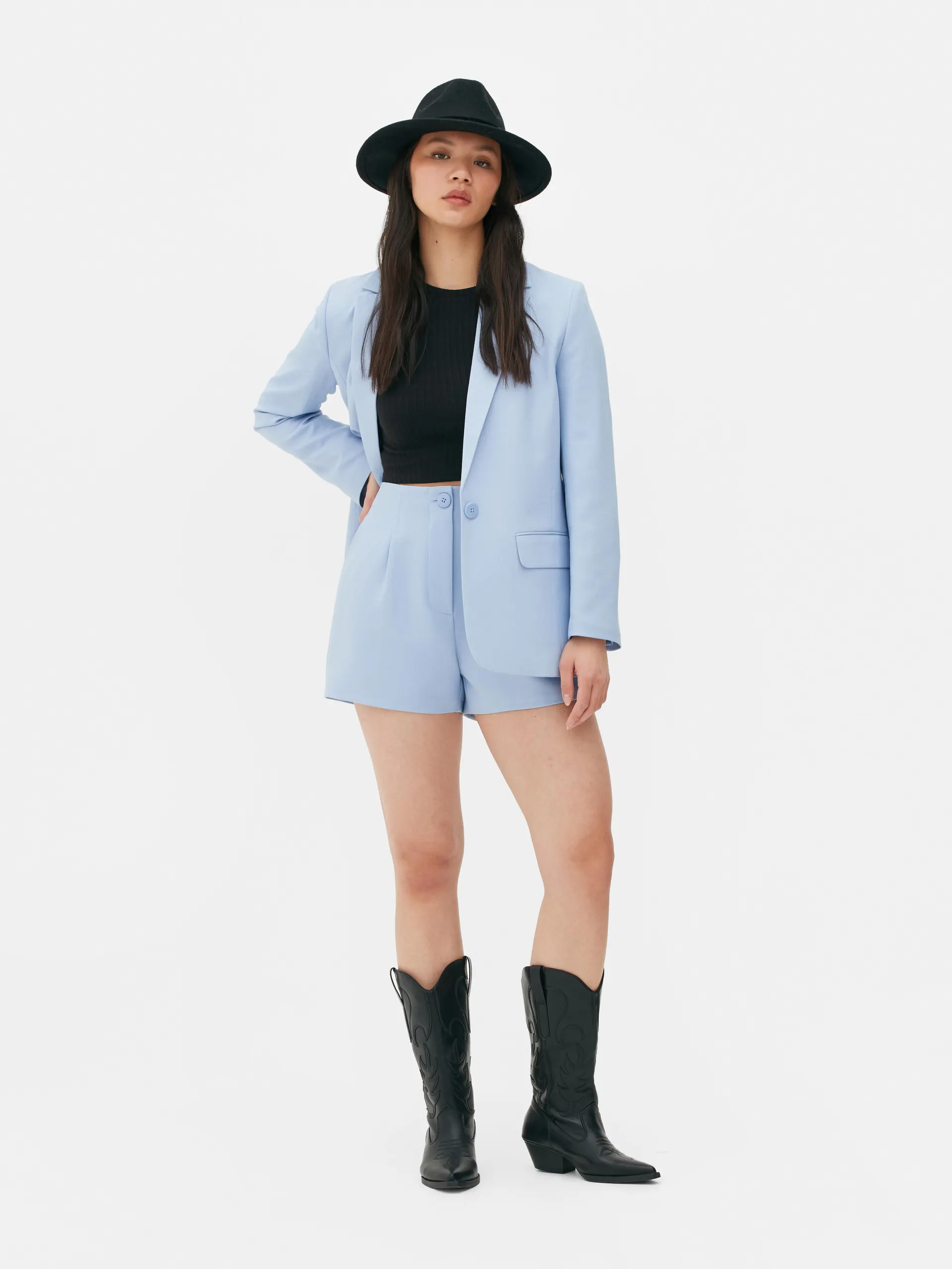 Americana combinable con botonadura sencilla