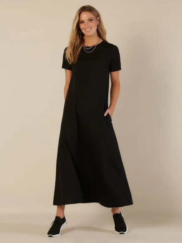 Vestido de punto manga corta con bolsillos