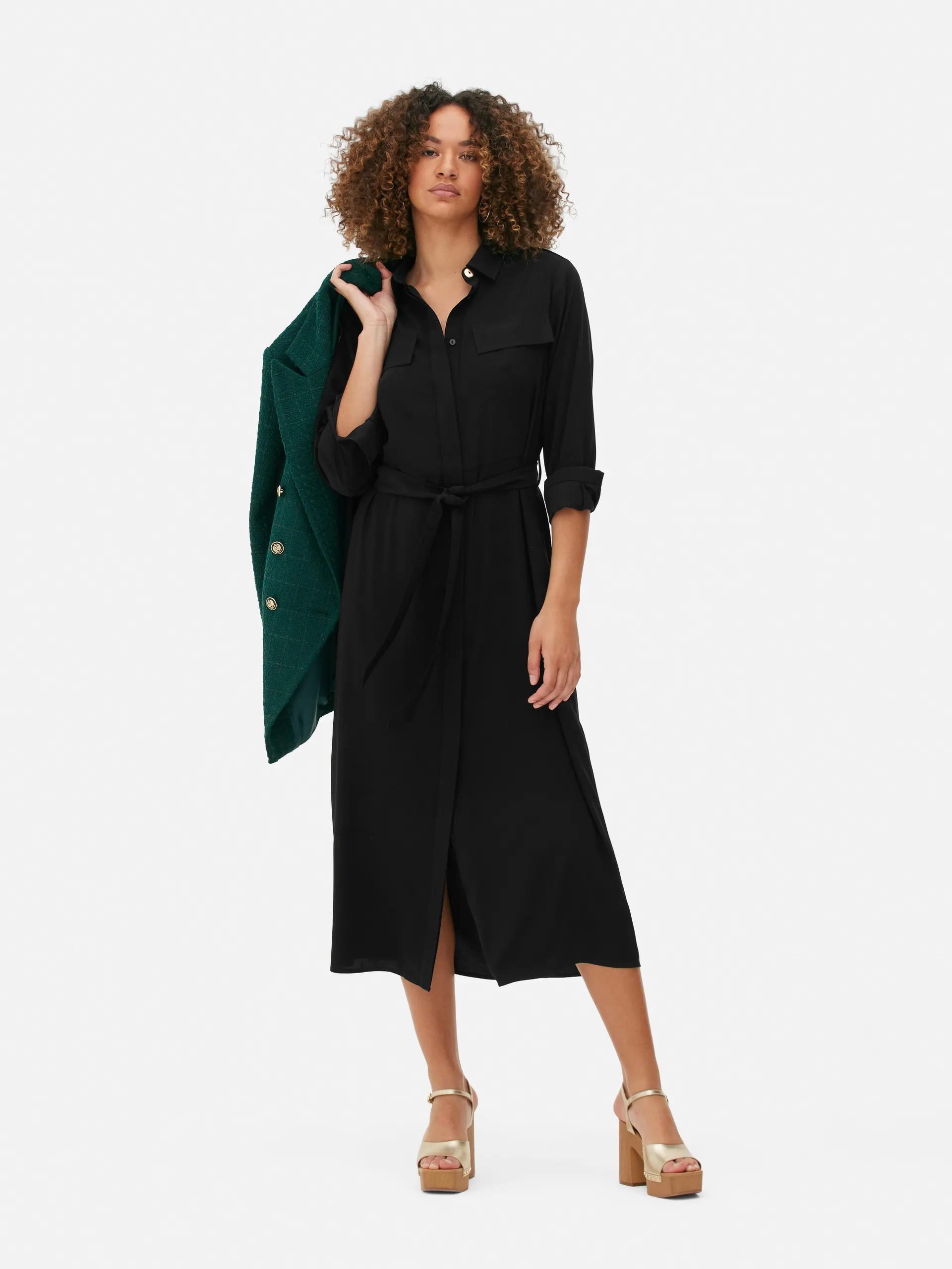 Vestido camisero con lazada en la cintura