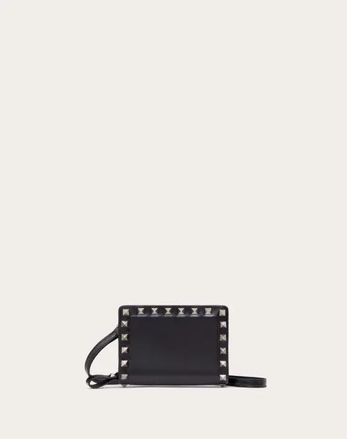 BILLETERA COLGANTE ROCKSTUD DE CUERO DE BECERRO