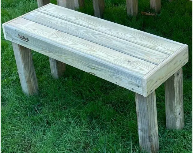 Banco de madera de pino tratada para el Exterior. 100x33x50 cm