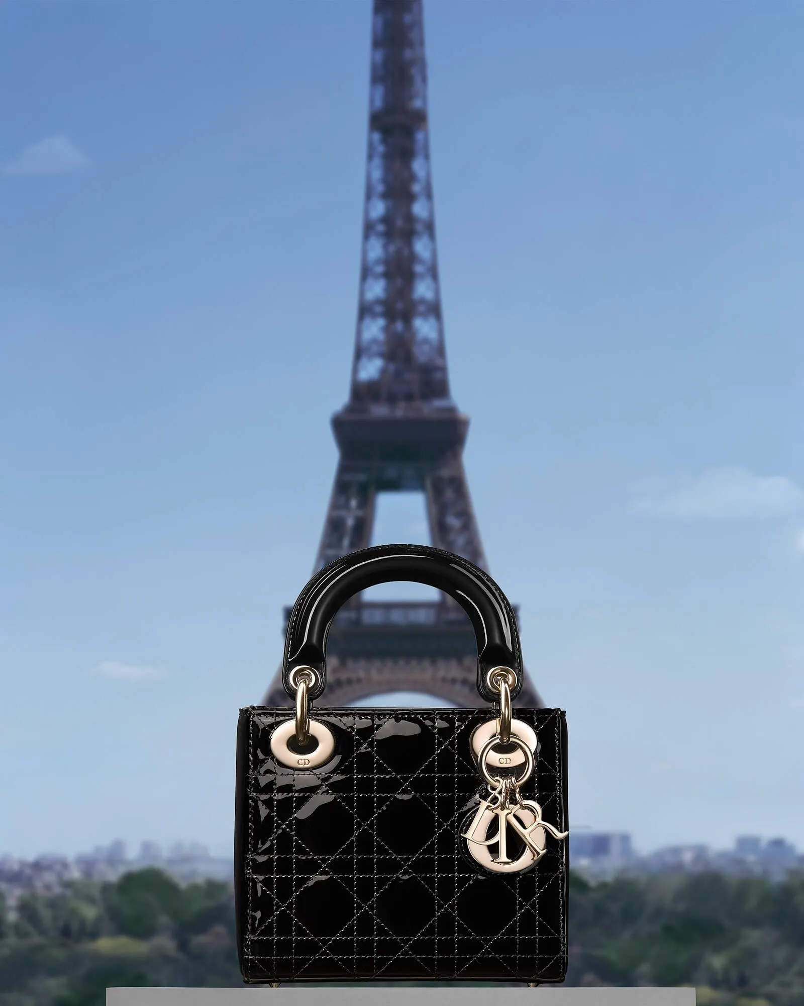 Catálogo de Folleto Dior 6 de agosto al 31 de agosto 2025 - Página 2