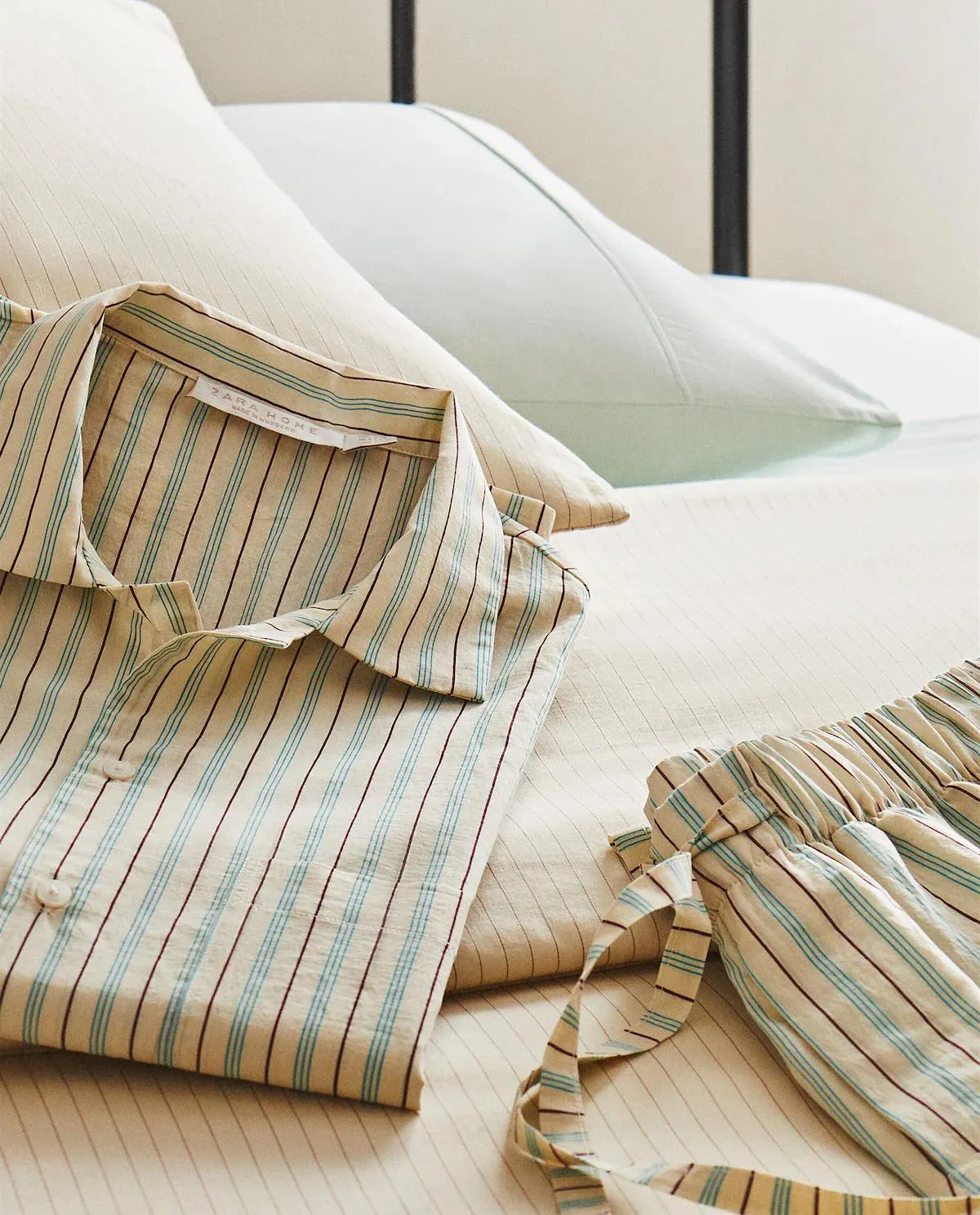 CAMISA Y PANTALÓN RAYAS