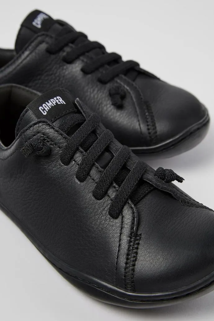 Mocasines de piel negra para niños