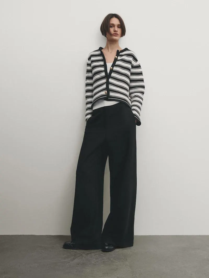 Cárdigan punto botones dorados