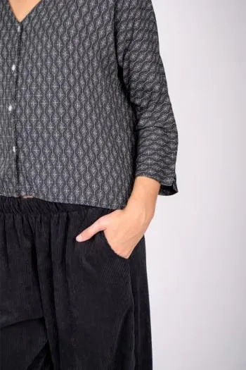 BLUSA KRIS ROMBOS NEGRA