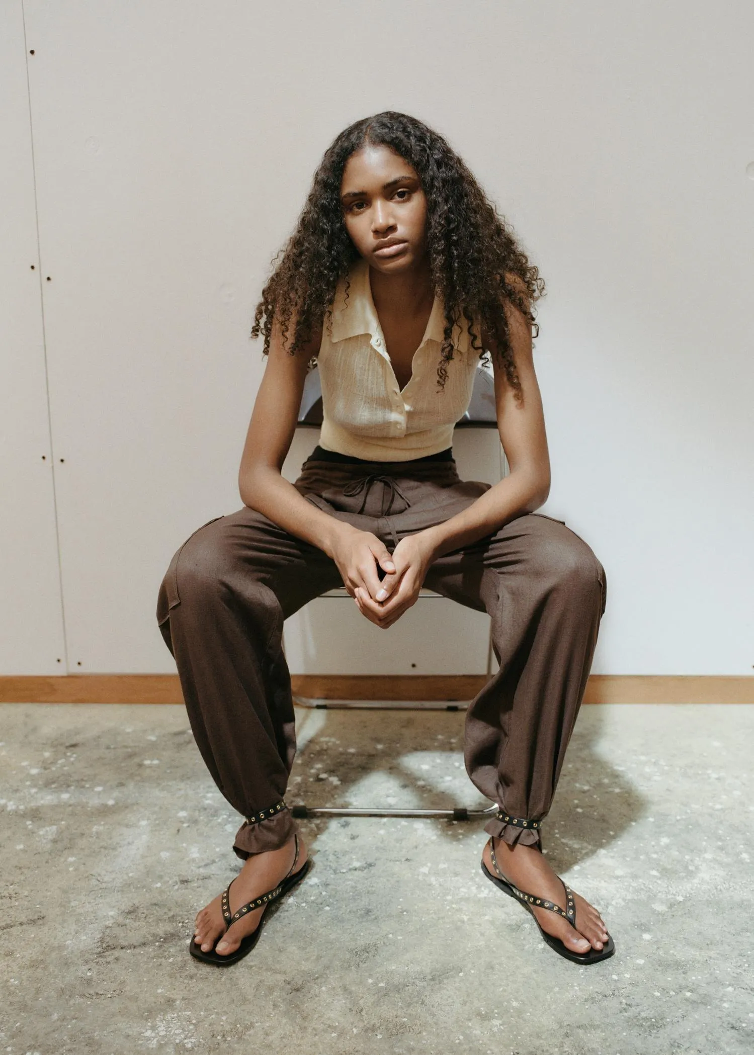 Sandalia piel tiras eyelets