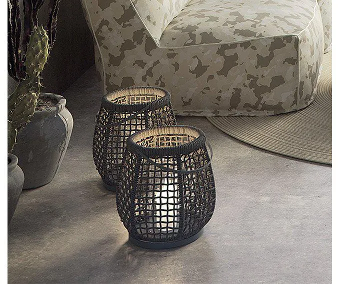 Portavelas de jardín Dolu