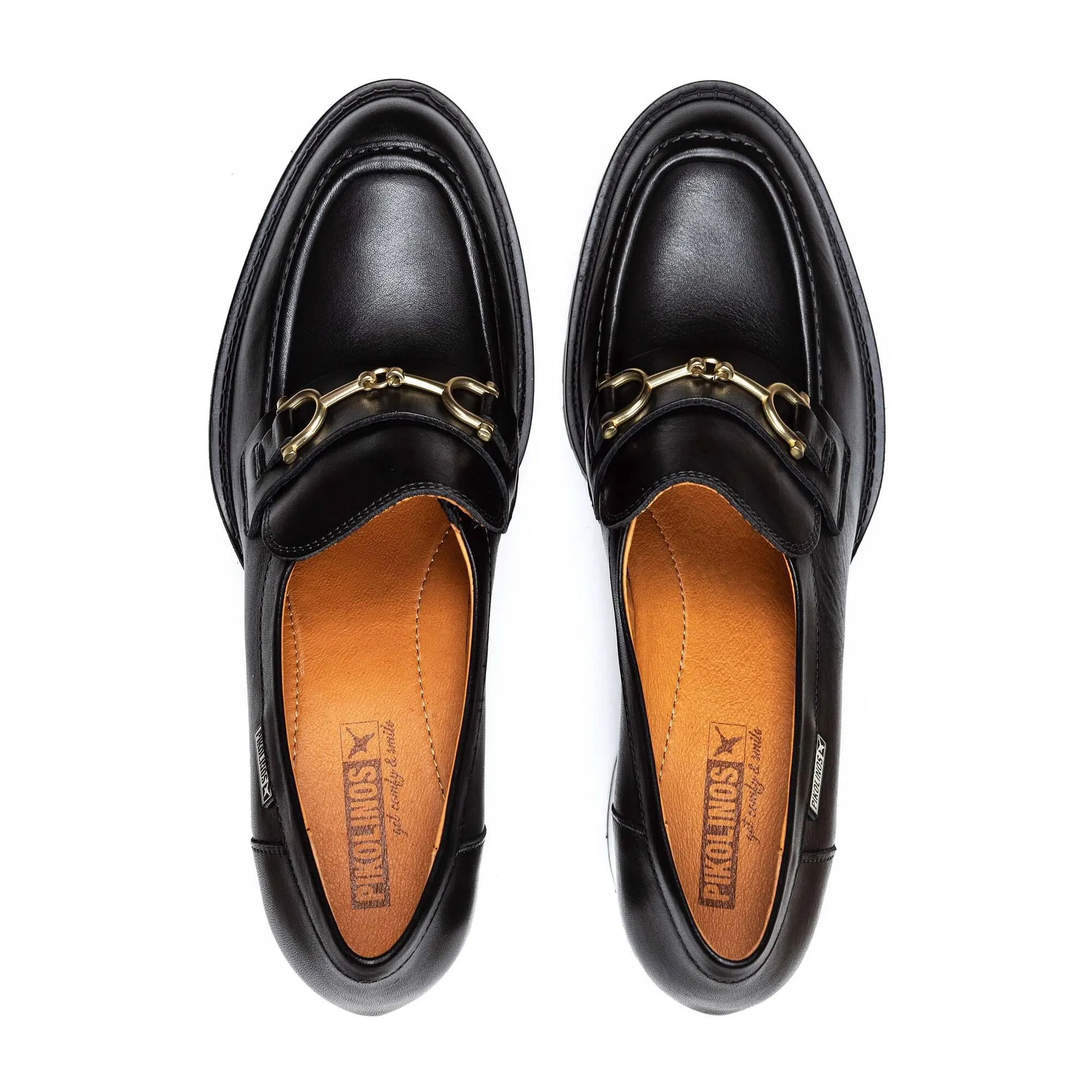 mocasín de mujer con tacón alto y plataforma