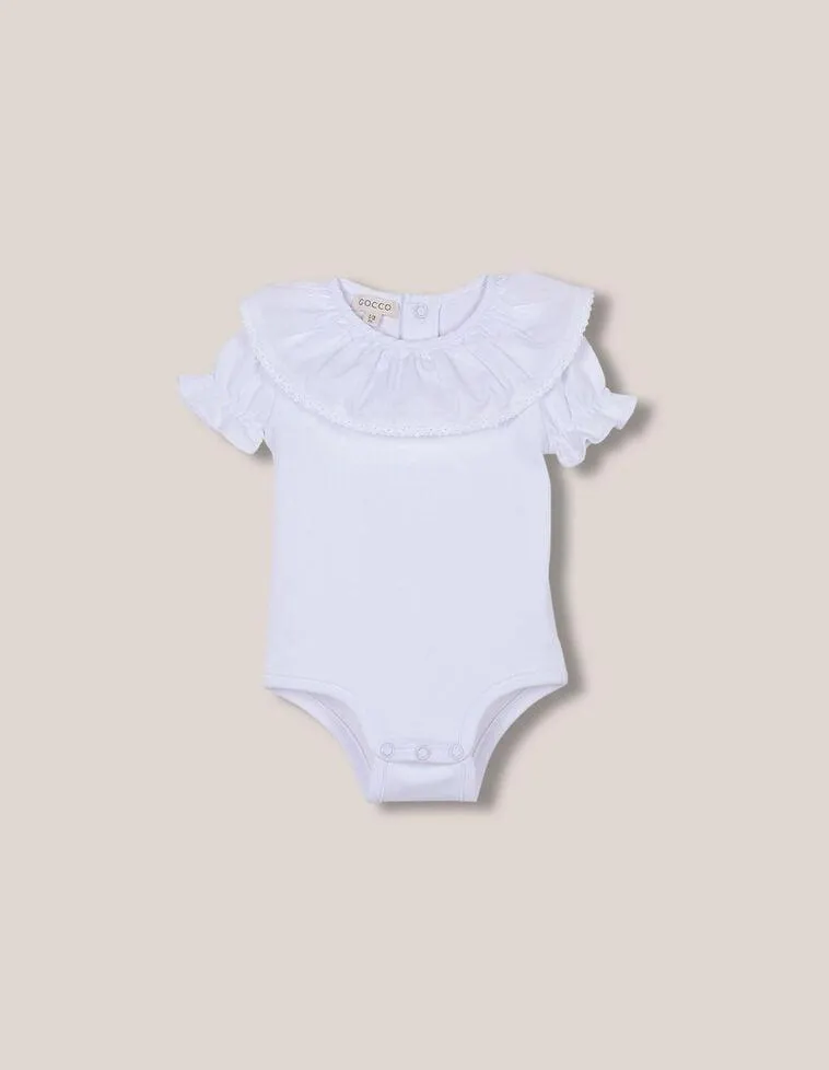 Body blanco manga corta cuello volante blanco