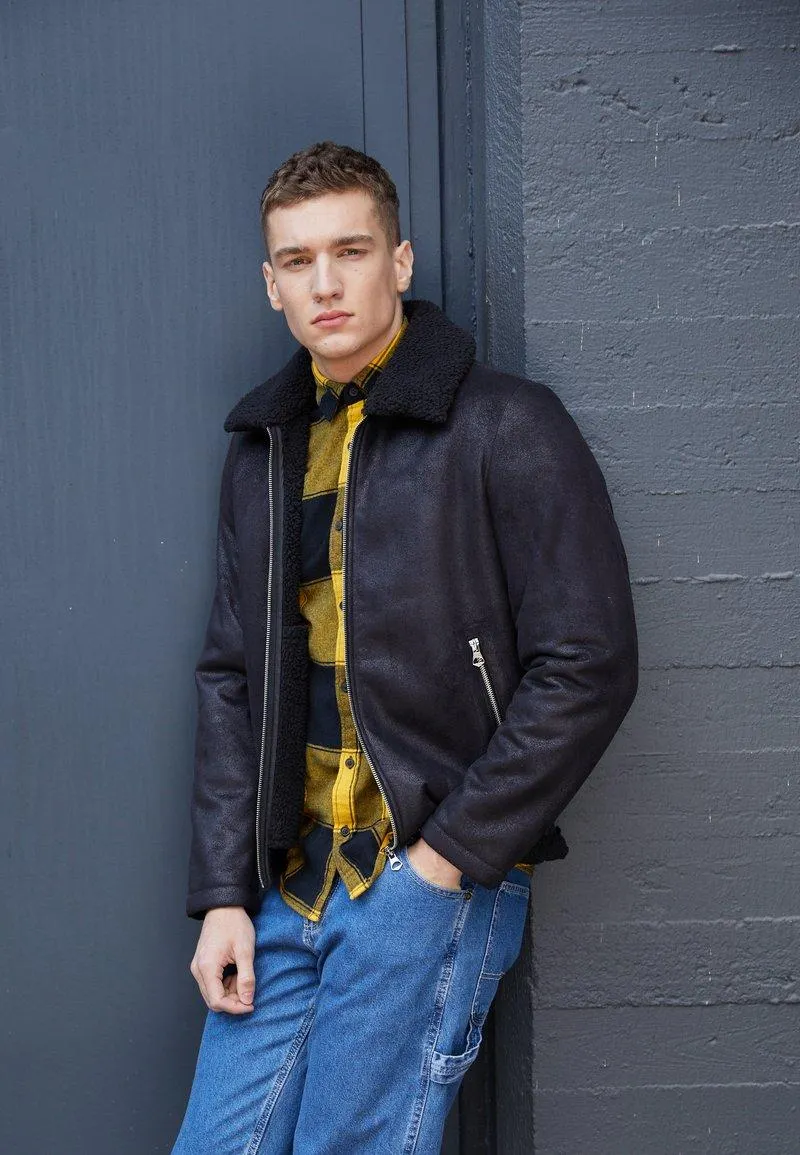 JJEAGLE JACKET - Chaqueta de cuero sintético