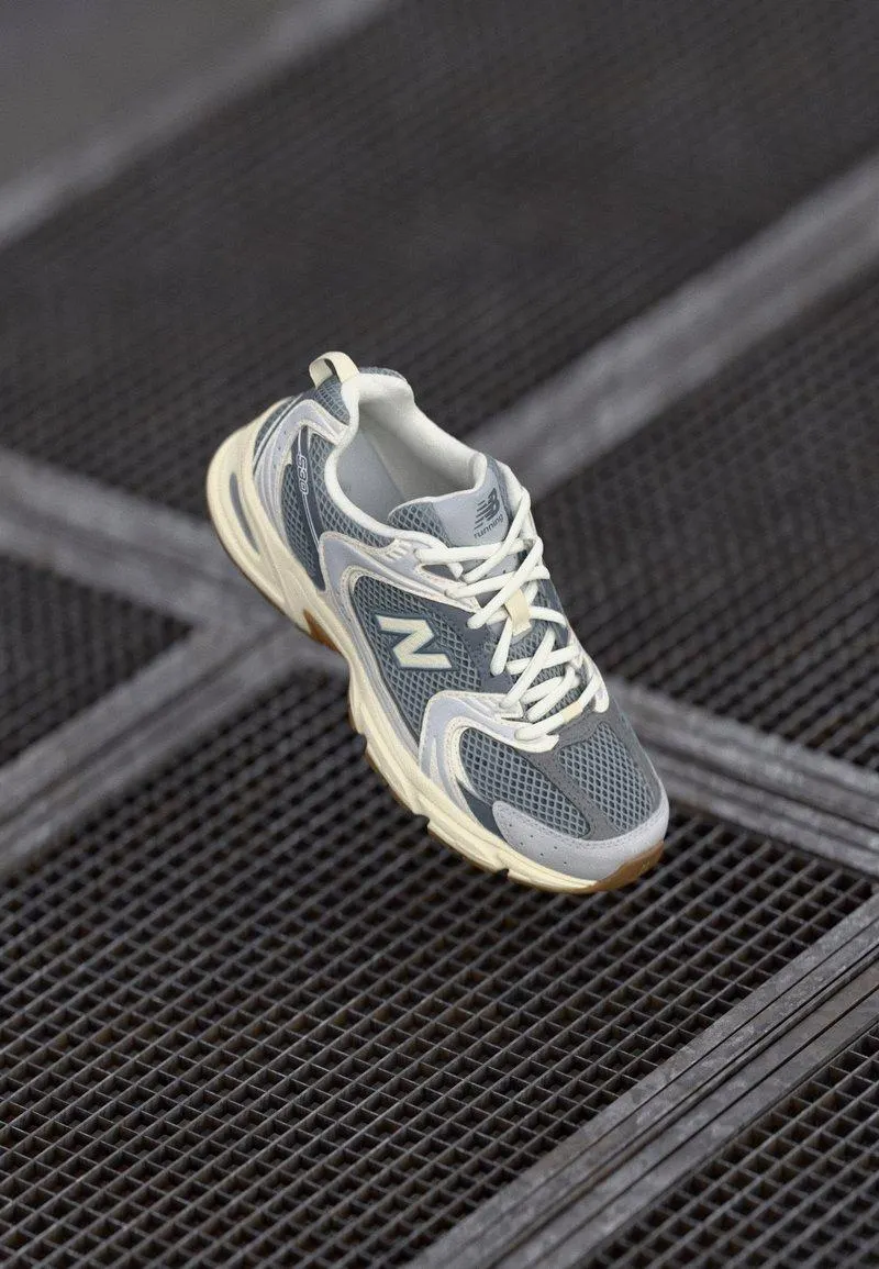 U530 UNISEX - Zapatillas - raincloud