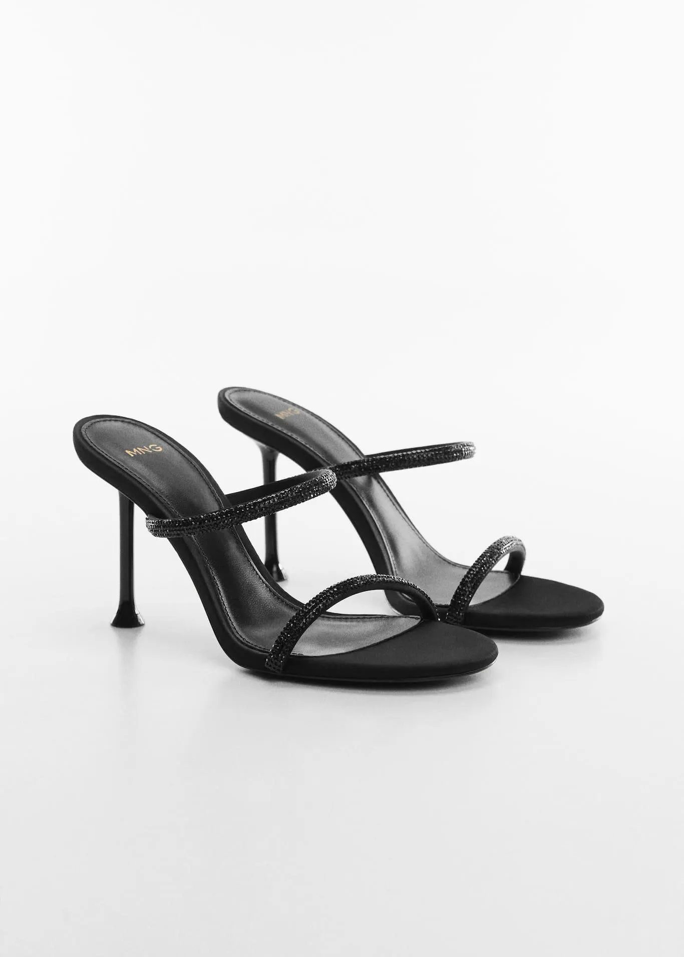 Sandalia tacón tiras strass