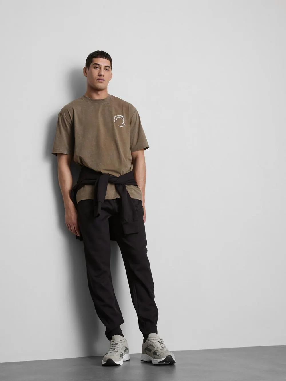 Camiseta deportiva de manga corta con efecto lavado