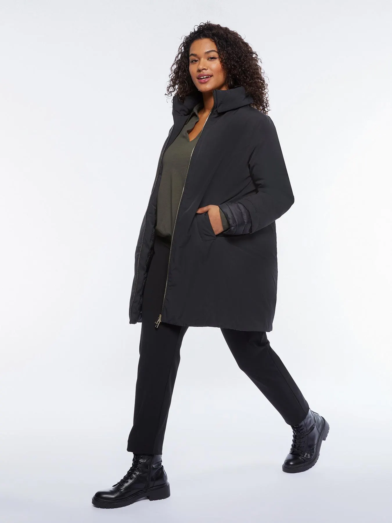 Cazadora acolchada con partes acolchadas