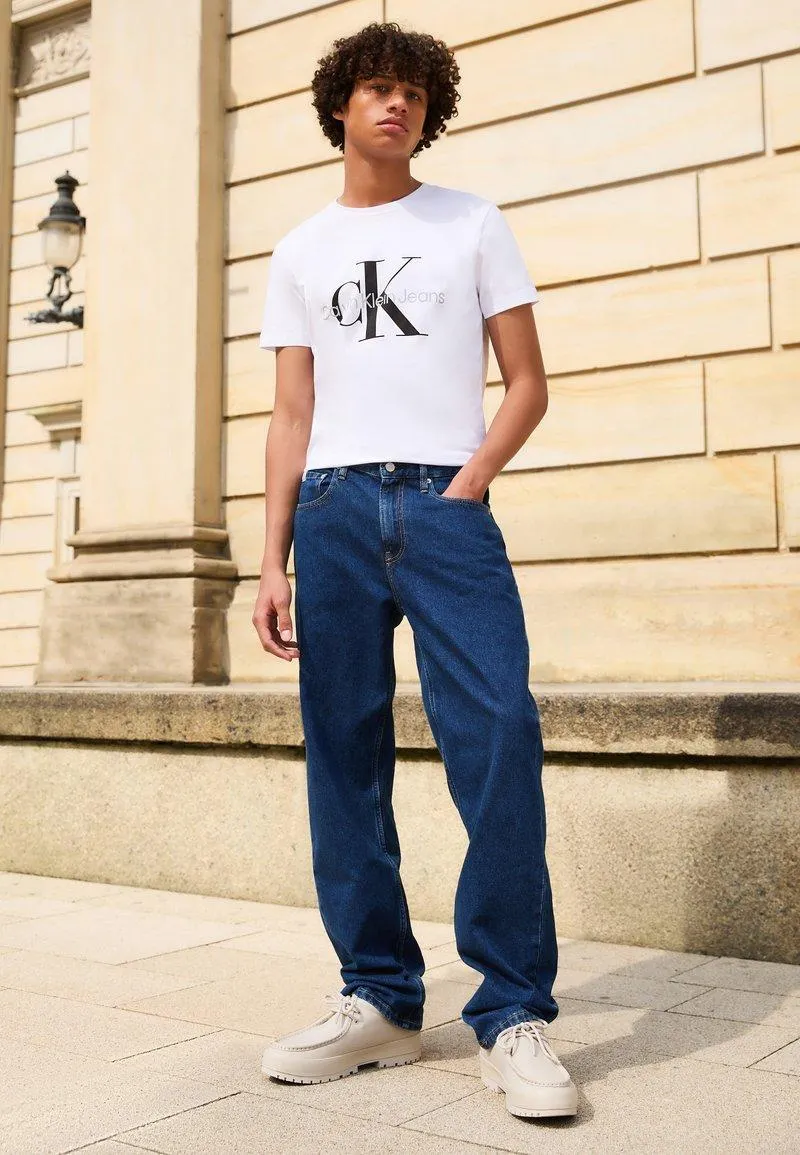 CORE MONOGRAM SLIM TEE - Camiseta estampada - bright white