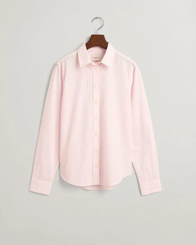 Camisa Regular Fit de popelina a rayas