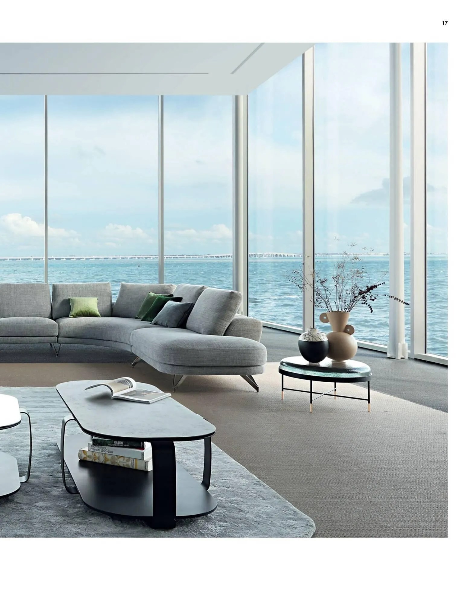 Catálogo de Folleto Roche Bobois 2 de febrero al 28 de diciembre 2024 - Página 19