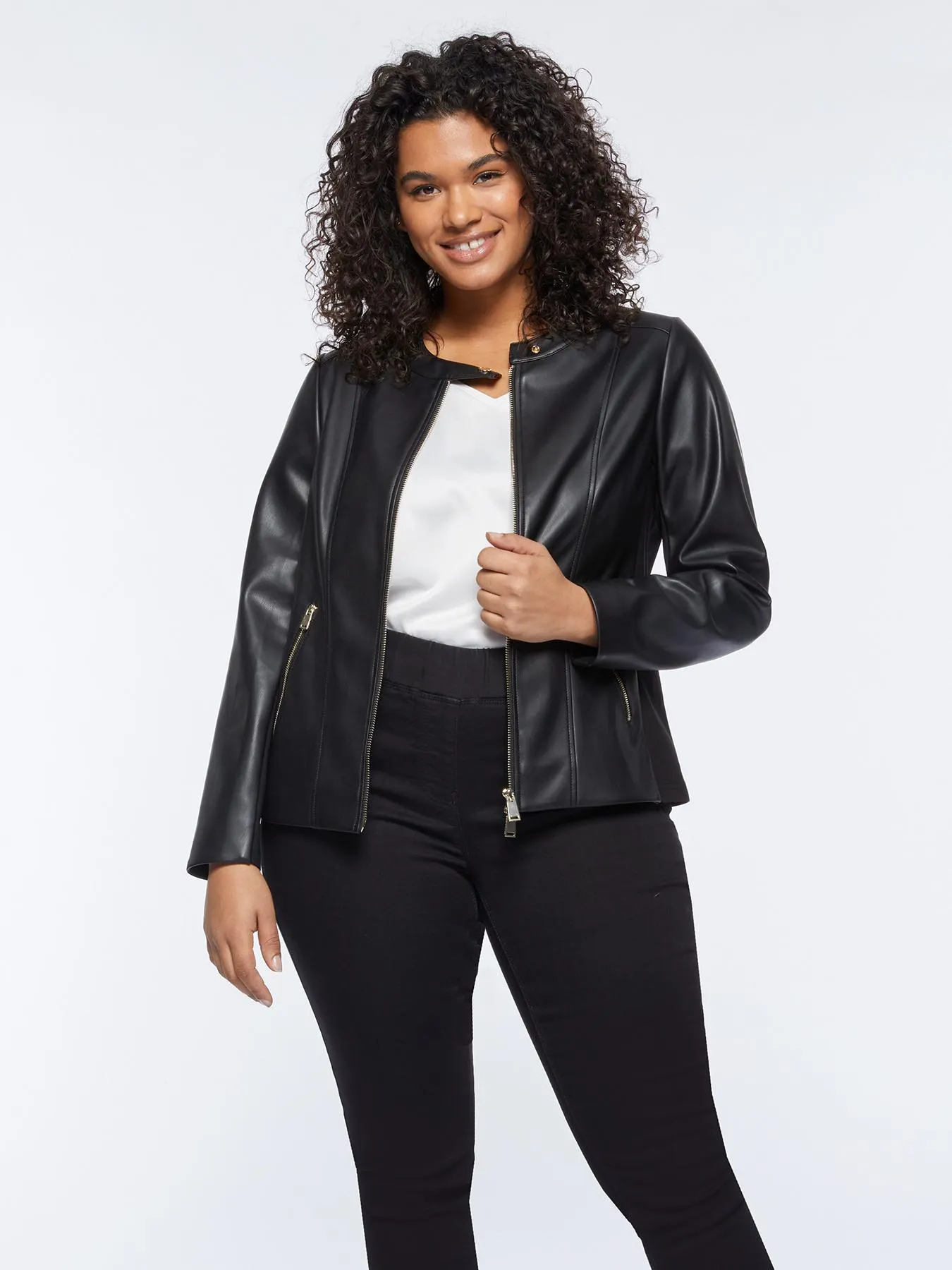 Cazadora con escote redondo