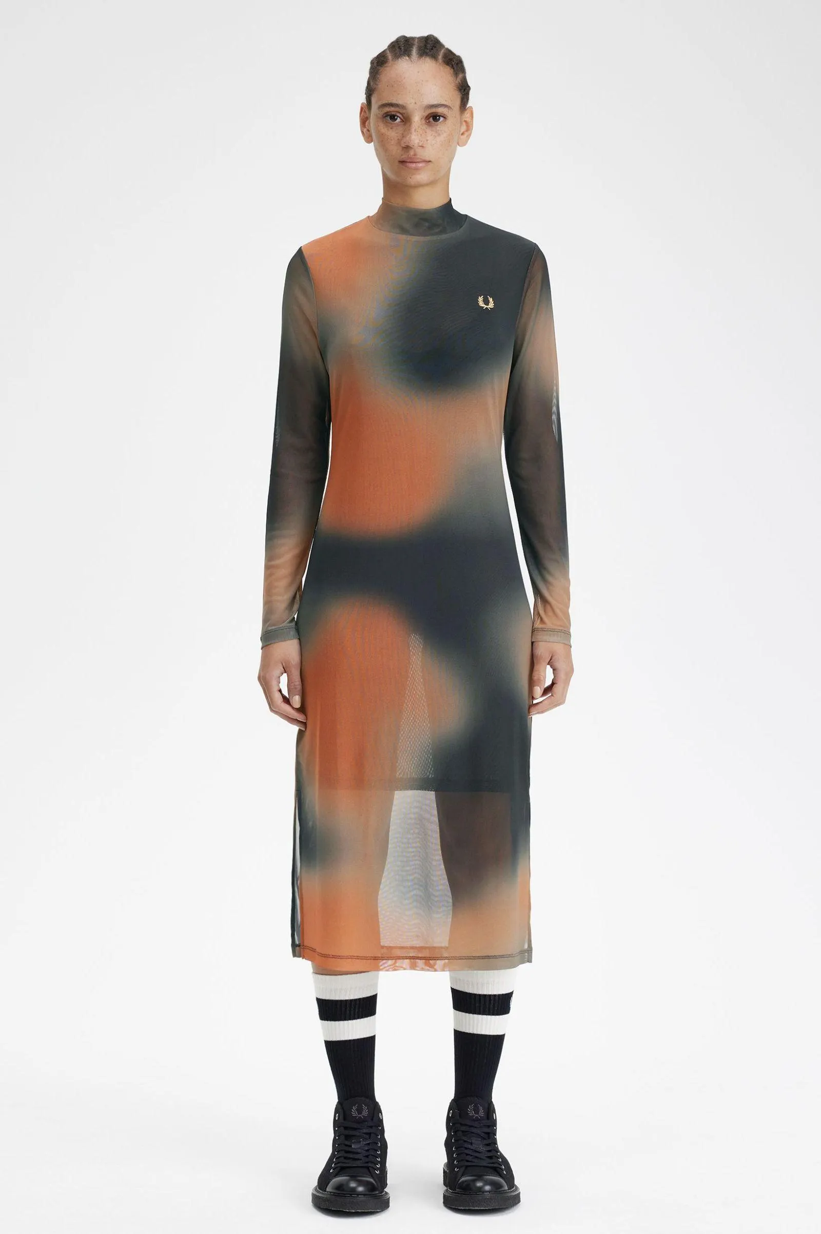 Robe imprimée avec faux col en mesh