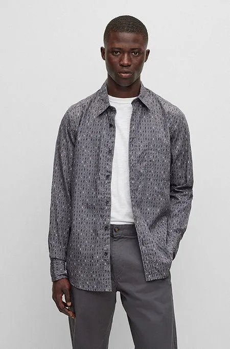 Camisa regular fit en popelín de algodón estampado