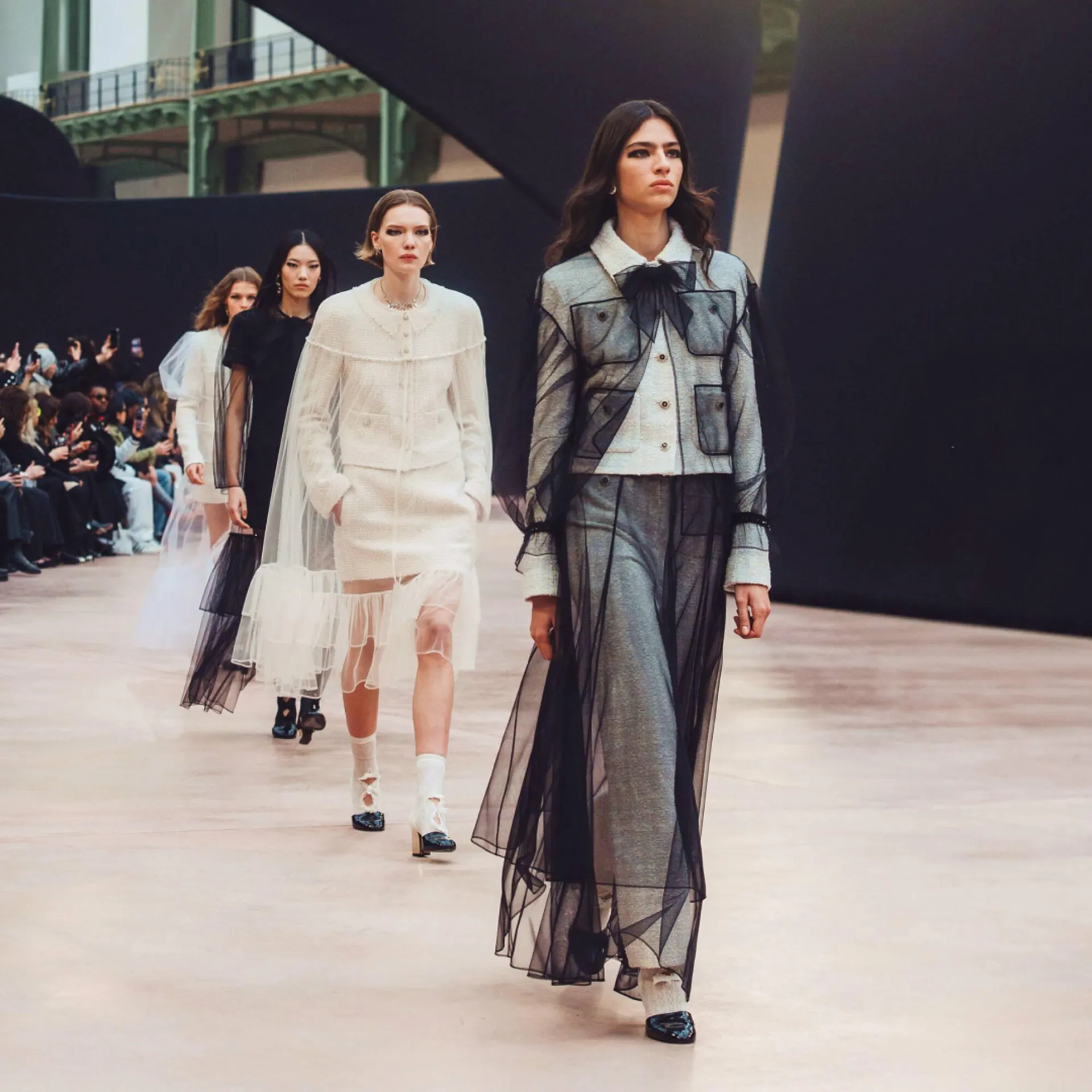 Catálogo de Folleto Chanel 11 de marzo al 10 de mayo 2025 - Página 2