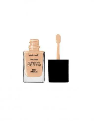 MAKEUP PHOTO FOCUS FOUNDATION DEWY. Soft beige