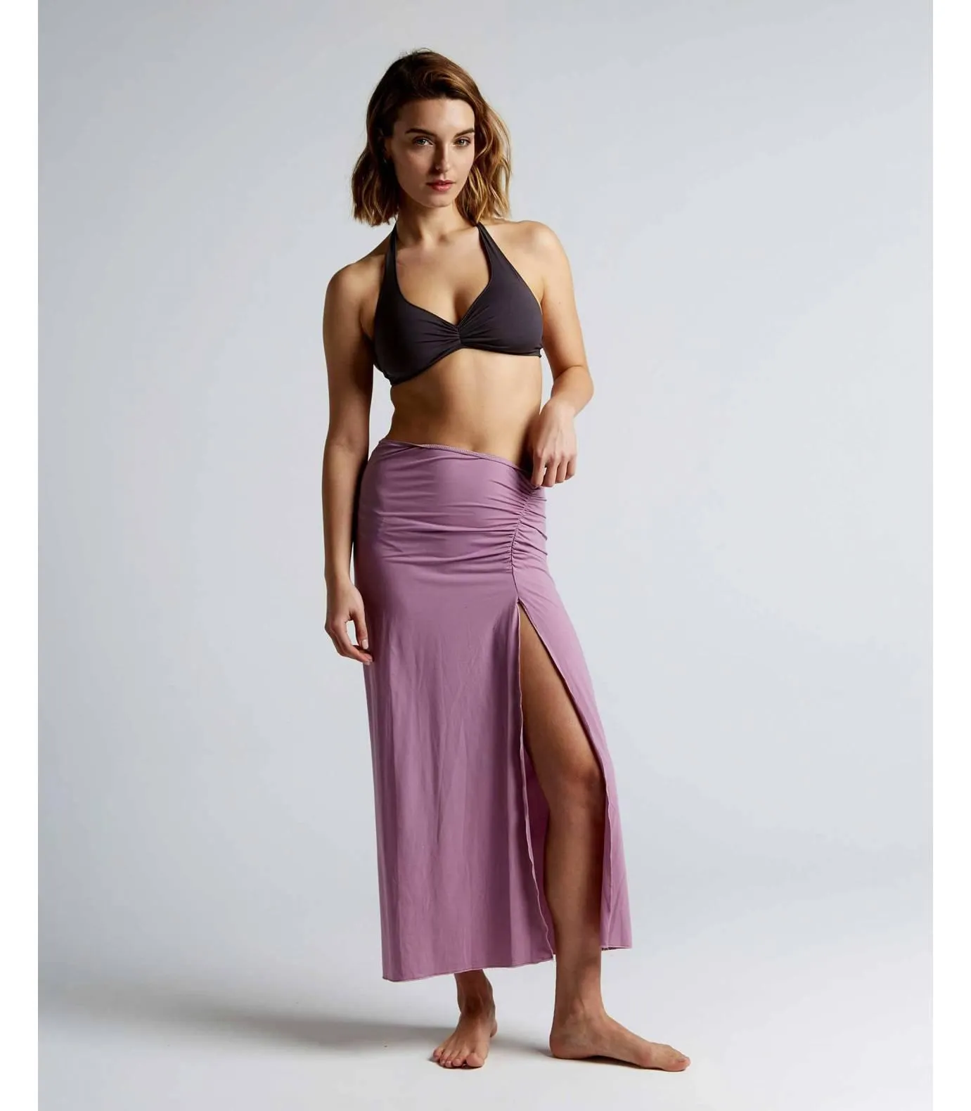 Falda pareo con frunce lateral color malva