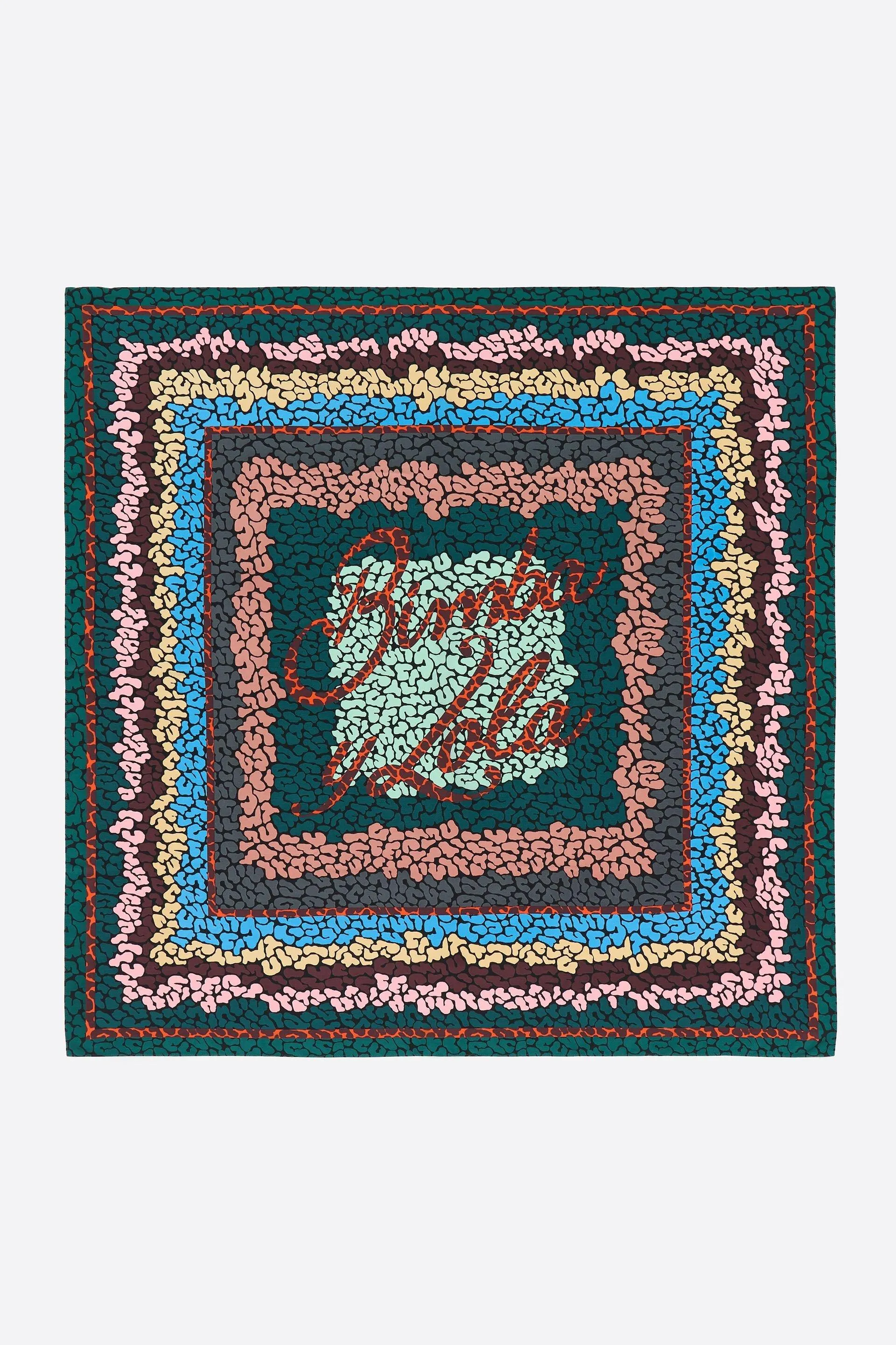 Pañuelo marcos leopardo y logo negro