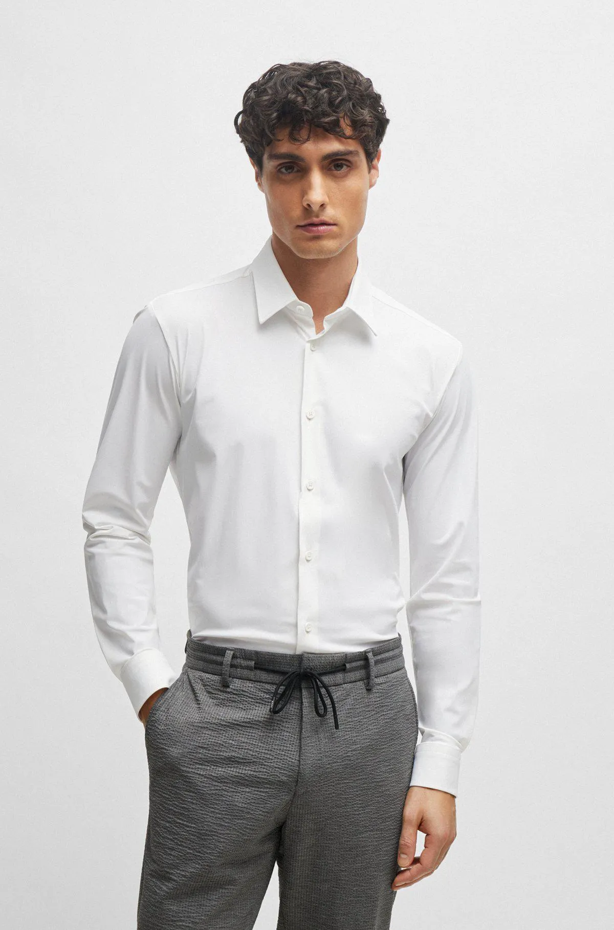 Camisa slim fit de punto elástico técnico
