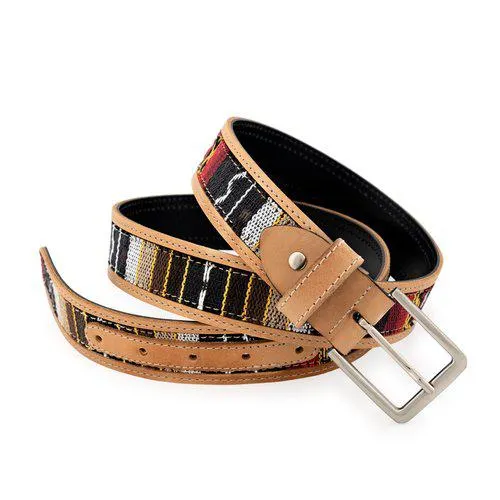 Cinturón étnico rojo