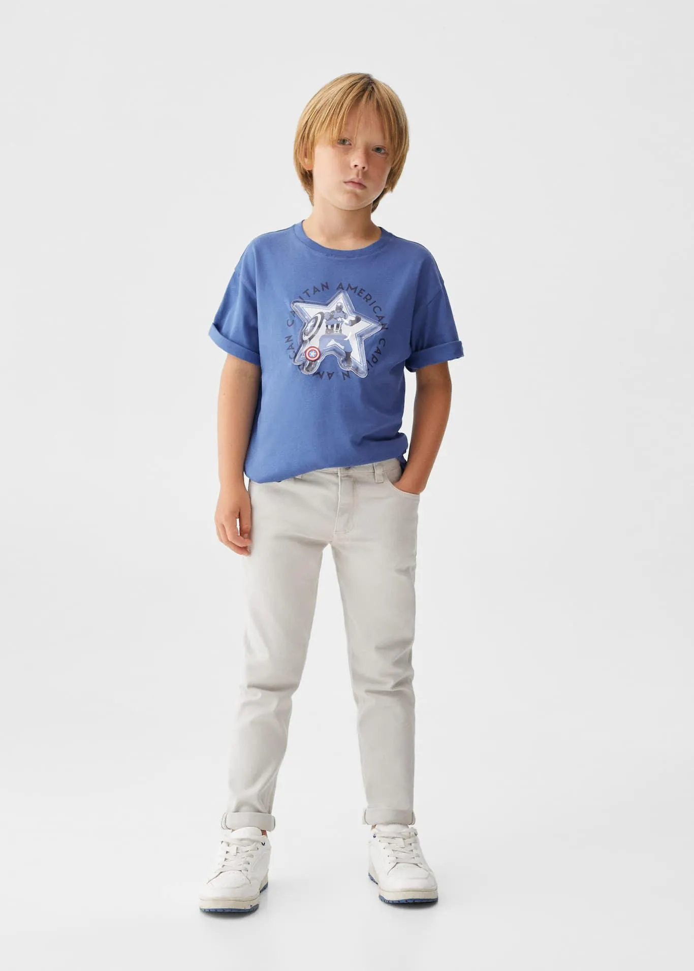 Camiseta interactiva Avengers