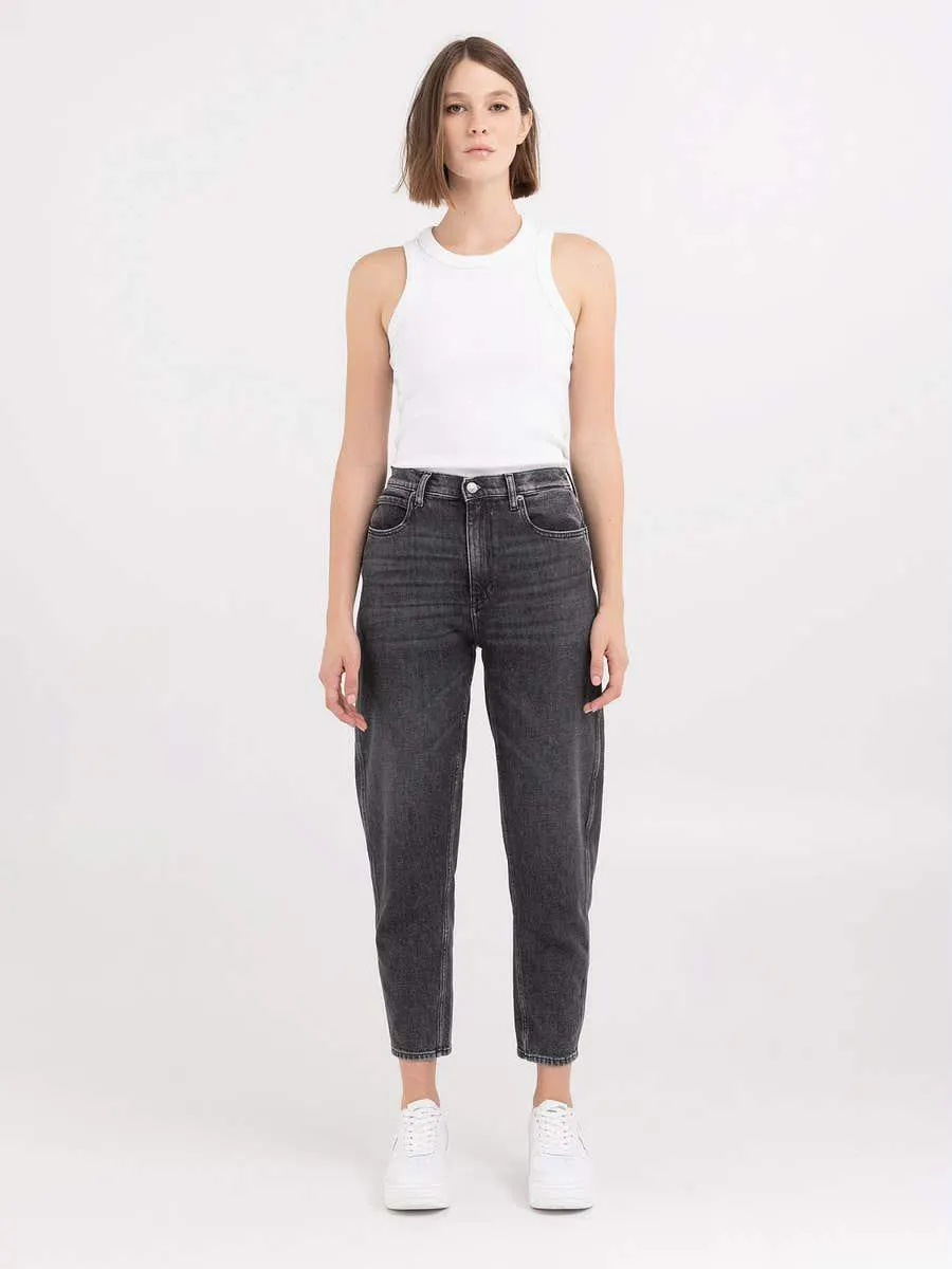 Vaqueros de corte globo Keida