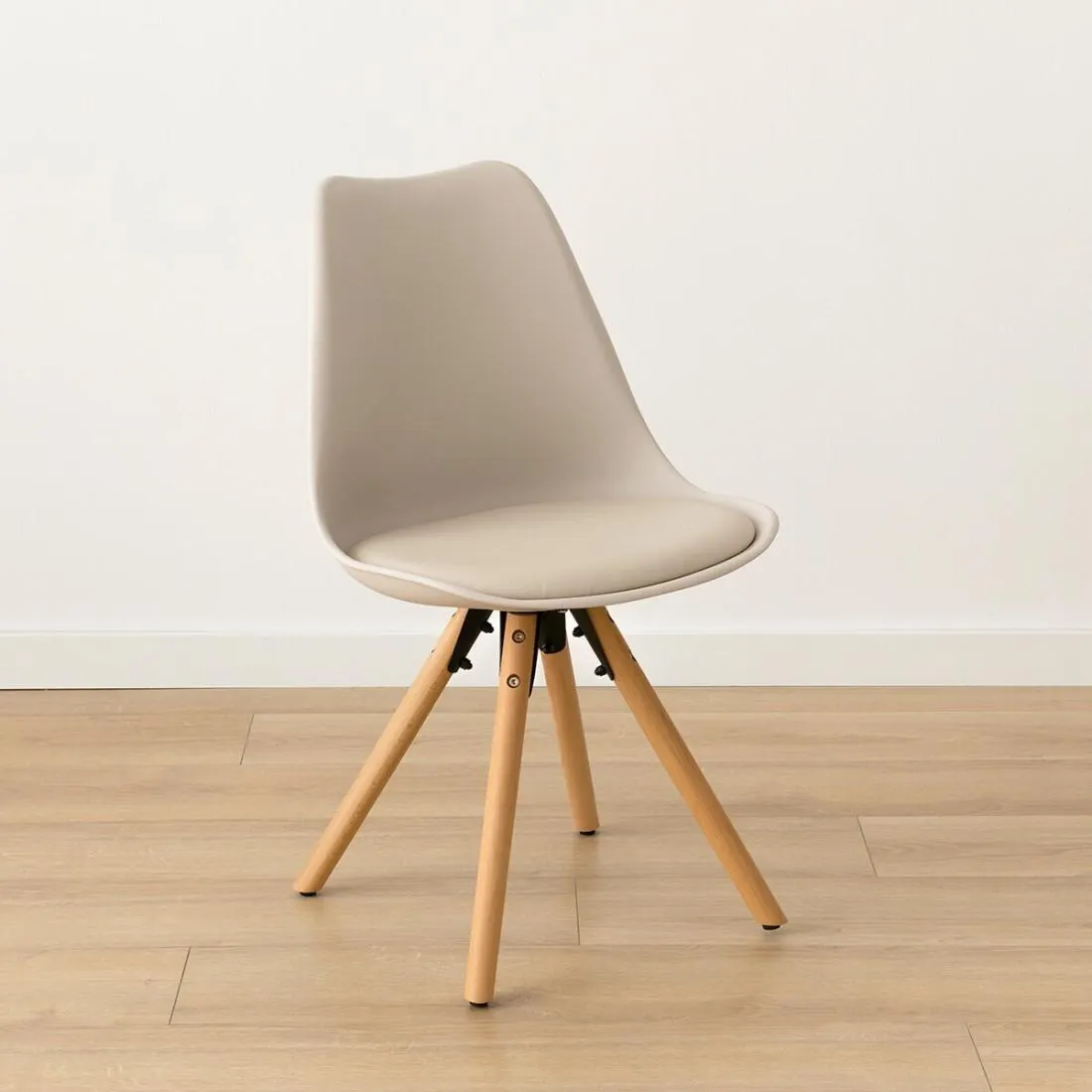 Silla polipropileno beige