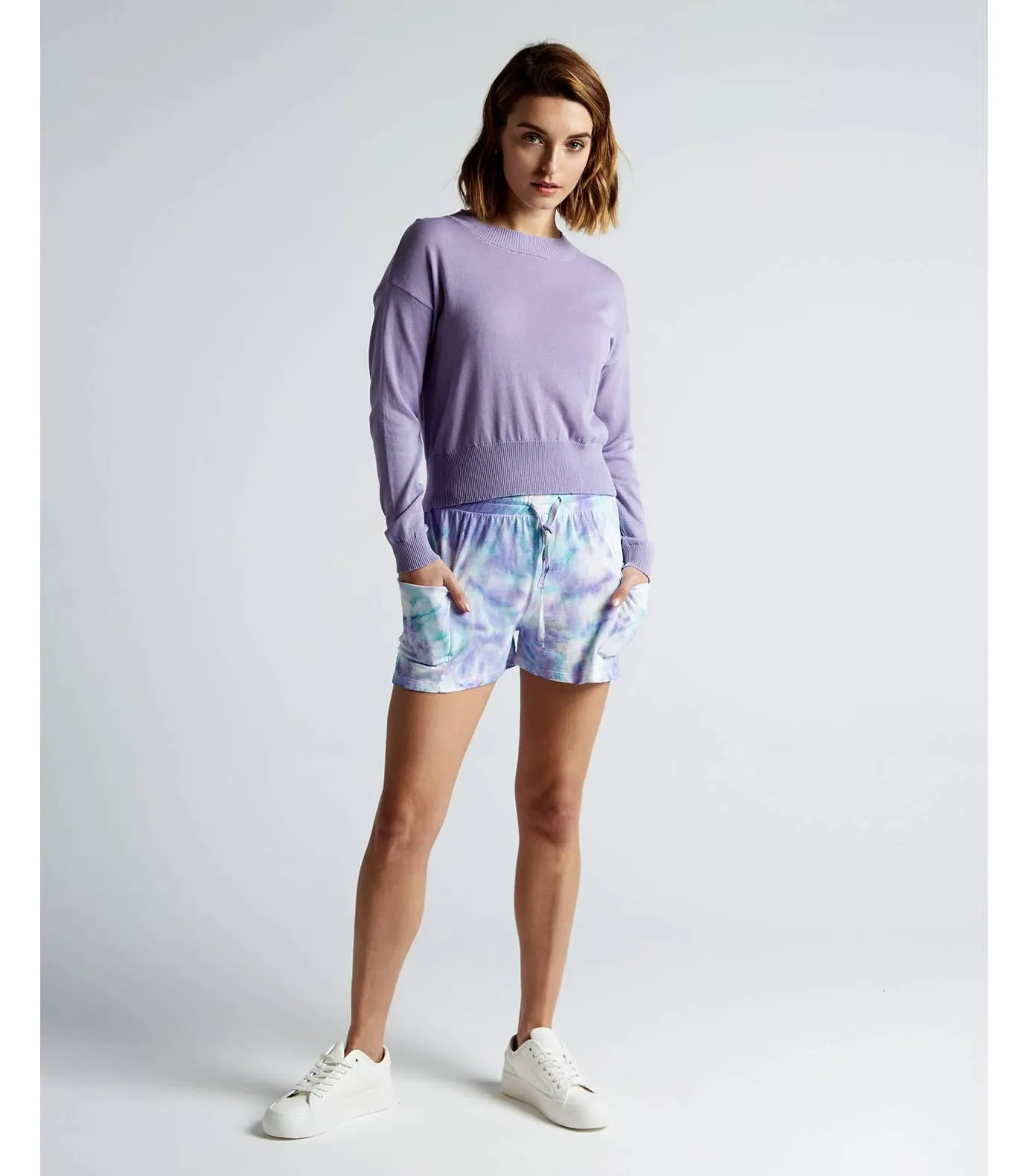 Short de punto tye dye color lavanda