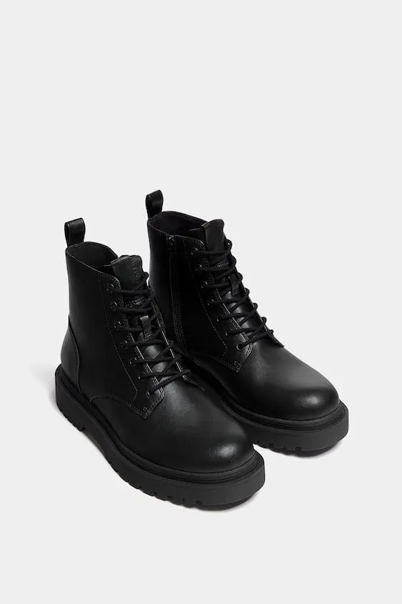 BOTAS ACORDONADAS BÁSICAS