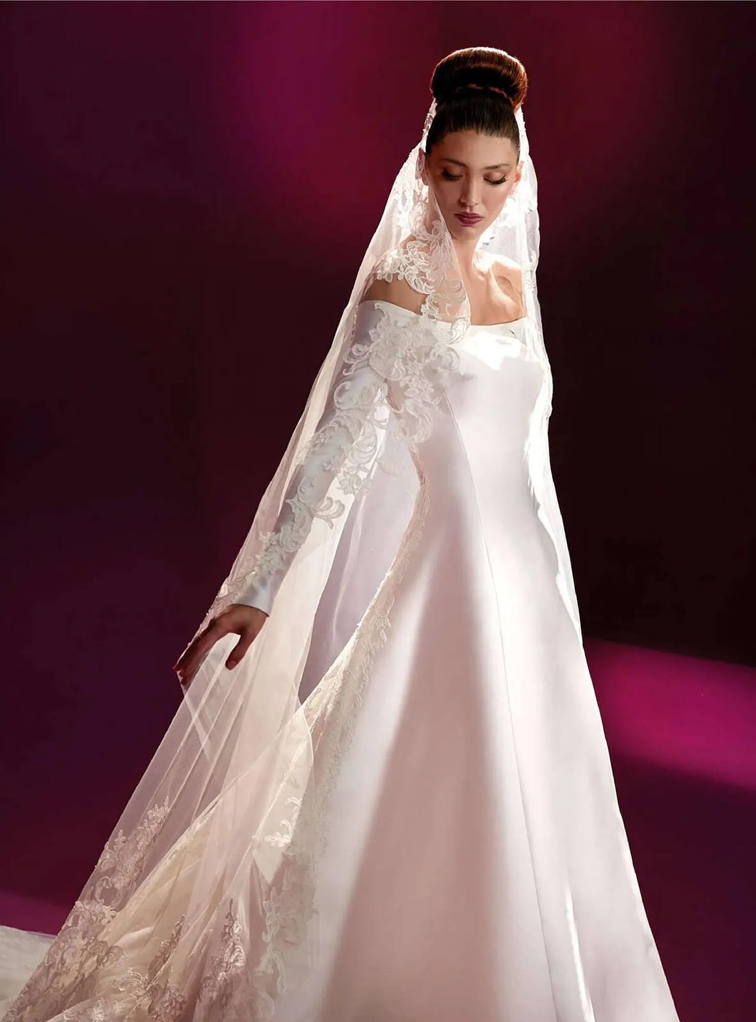 Catálogo de Folleto Pronovias 20 de abril al 5 de abril 2024 - Página 4