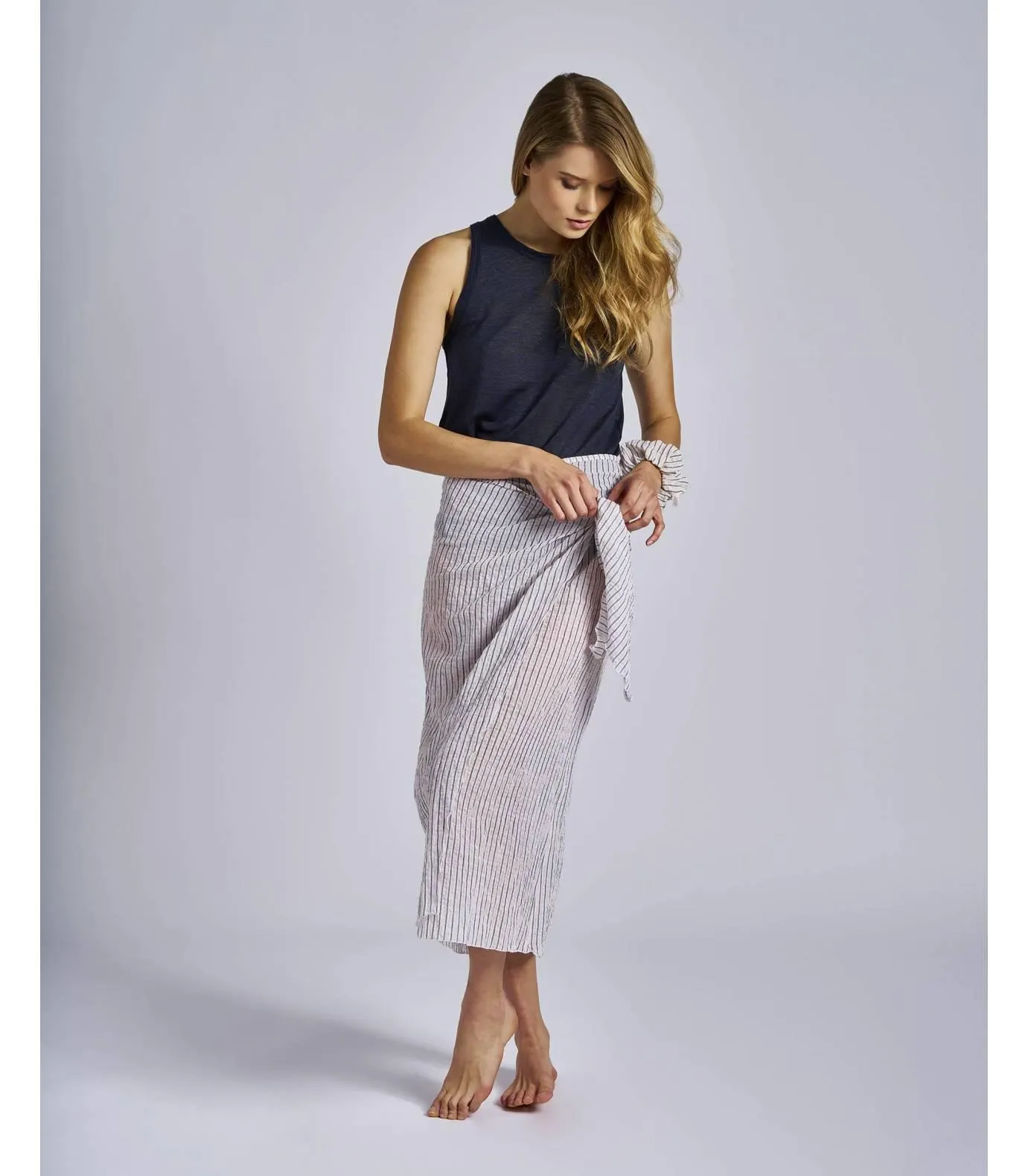 Camiseta sin mangas de punto de lino color marino