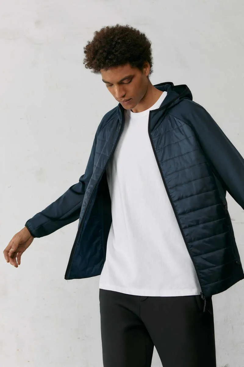 Chaqueta acolchada combinada capucha