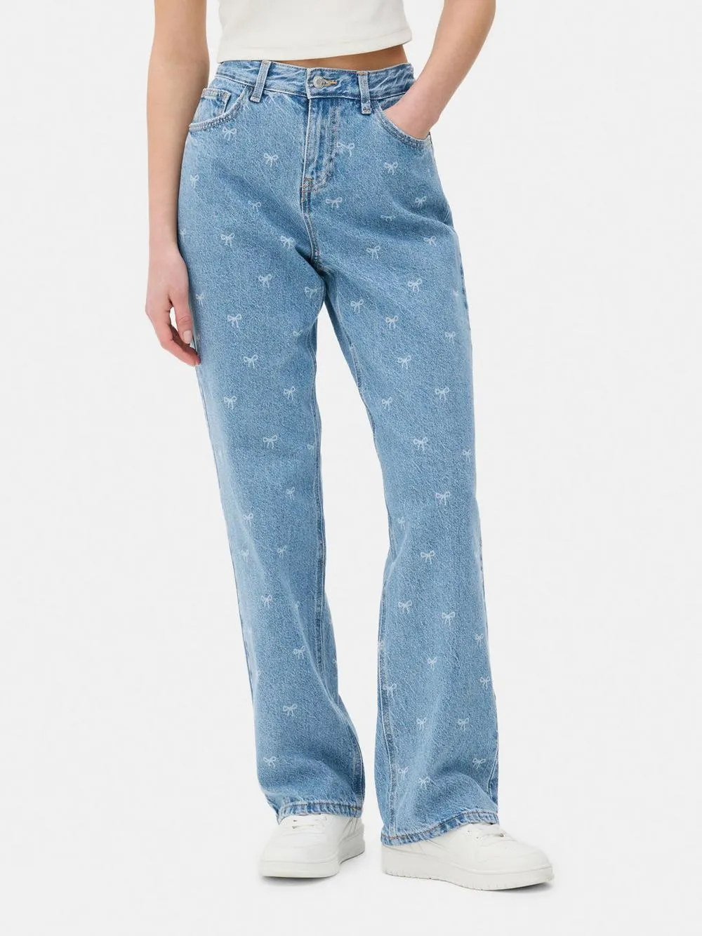 Jeans boyfriend con stampa di fiocchi