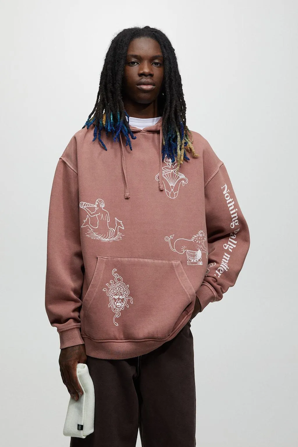 SUDADERA CAPUCHA PRINT EFECTO LAVADO