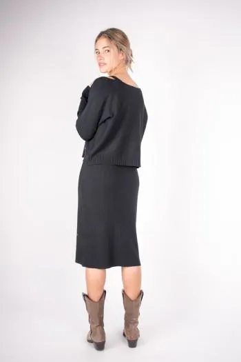 CONJUNTO JERSEY Y VESTIDO NEGRO (BIKUORE)