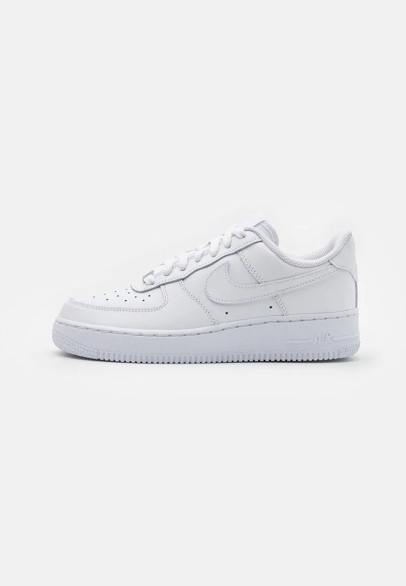 AIR FORCE 1 07 - Zapatillas - white